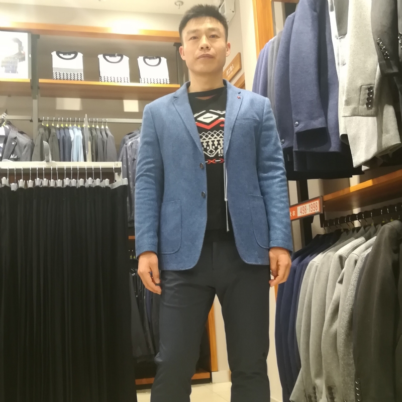 一只蚂蚁的第一张照片--澳门残疾人相亲网