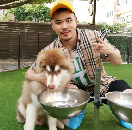 坚持的第一张照片--澳门残疾人相亲网