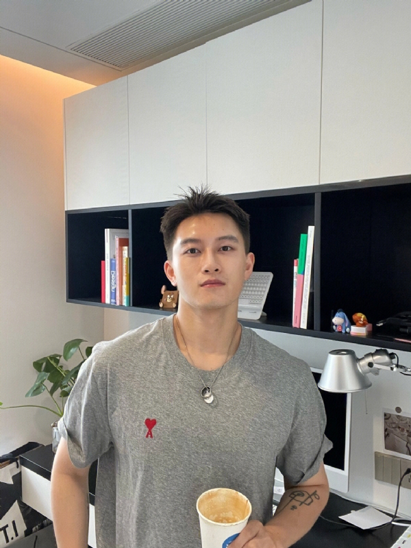 月光之下的第二张照片--澳门残疾人相亲网